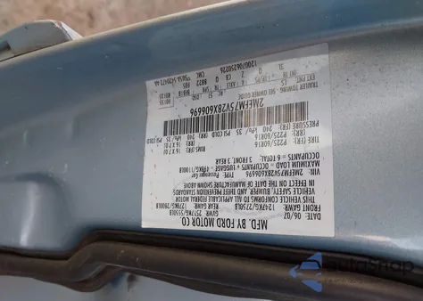 2008 Mercury Grand Marquis Ls z USA, uszkodzony, nr VIN 2MEFM75V28X606696